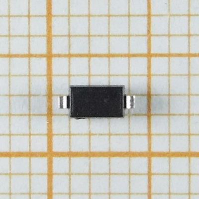Electronic Components MBR0520LT1G IC Integrated Circuits Schottky Diodes